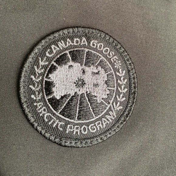 Canada Goose Loretta Parka Black Label - Picture 7 of 9